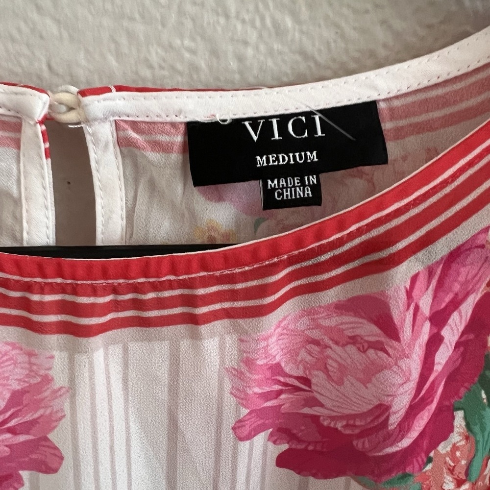 VICI Women's Medium Sheer Floral Roses Lantern Sleeve Romantic New Without Tags - Picture 7 of 7